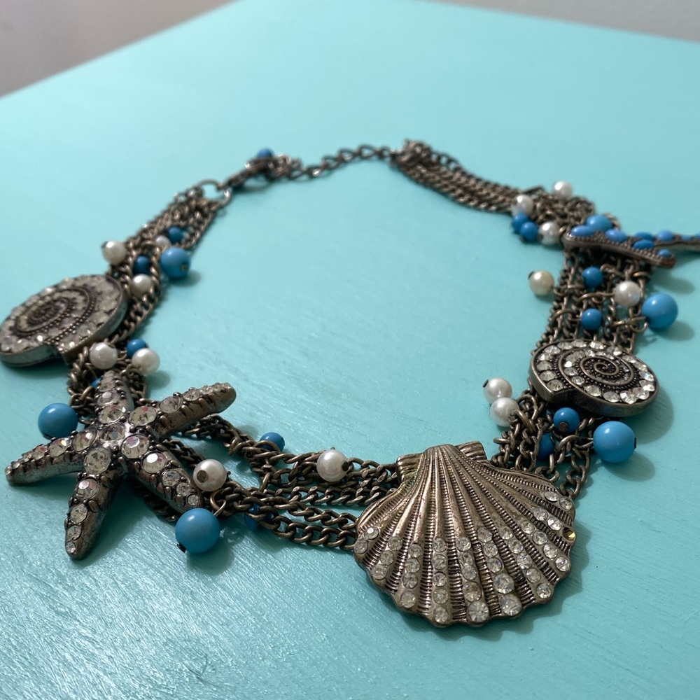 Rhinestone Seashell Necklace